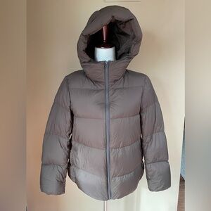 Uniqlo Lightweight Packable Puffer Jacket Down Womens XS Hooded Brown Short